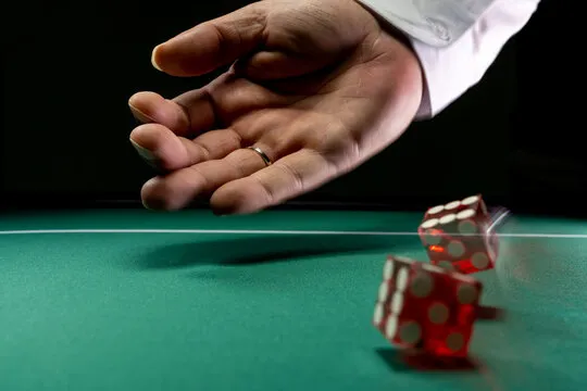 新城娱乐 品牌形象